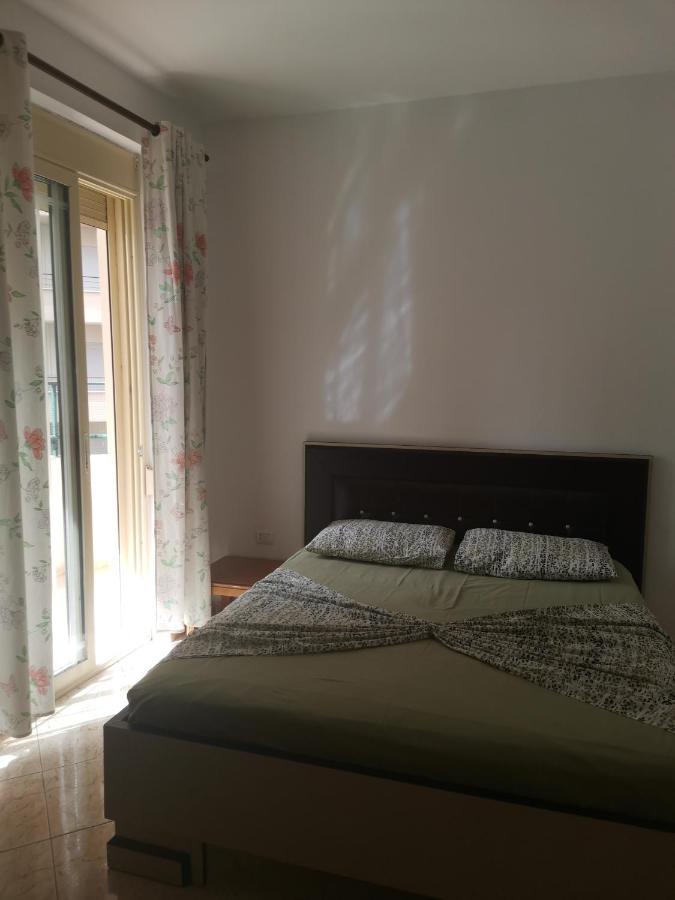 Home Vlorë Eksteriør billede